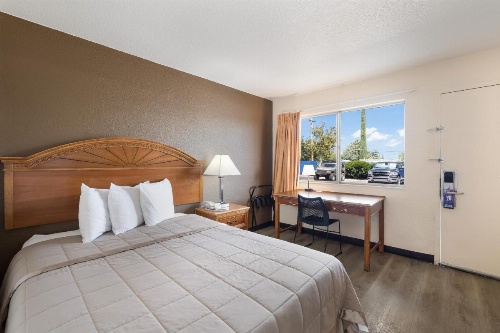 Knights Inn Sierra Vista / East Fry image 14